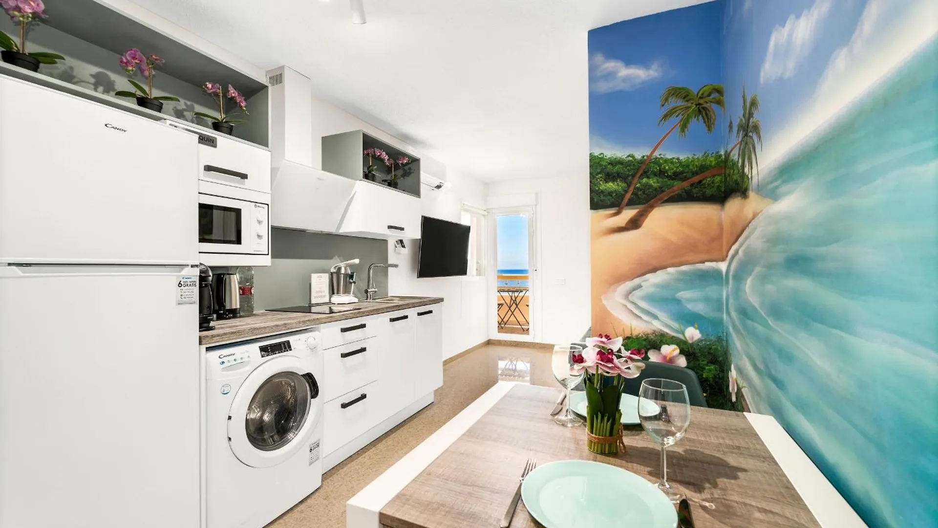 The First Line Of The Sea Apartment Marbella İspanya